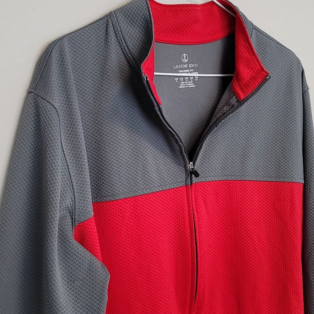 Lands End light zip up - Picture 3 of 6
